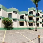 Flat Prox A Praia E Ao Centro De Convencoes